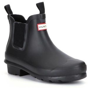 Hunter boots size 5 low